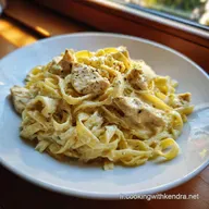 P&acirc;tes Alfredo au Poulet Cr&eacute;meuses Recette Maison Inratable en 45 Min