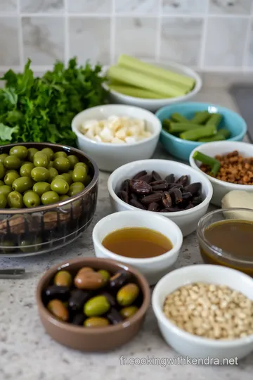 Tapenade d' Olives Vertes : Un Délice Provençal ingredients