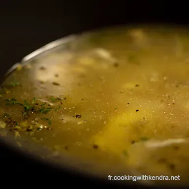 Bouillon Recette: Le Secret d'un Bouillon de Poulet Maison!
